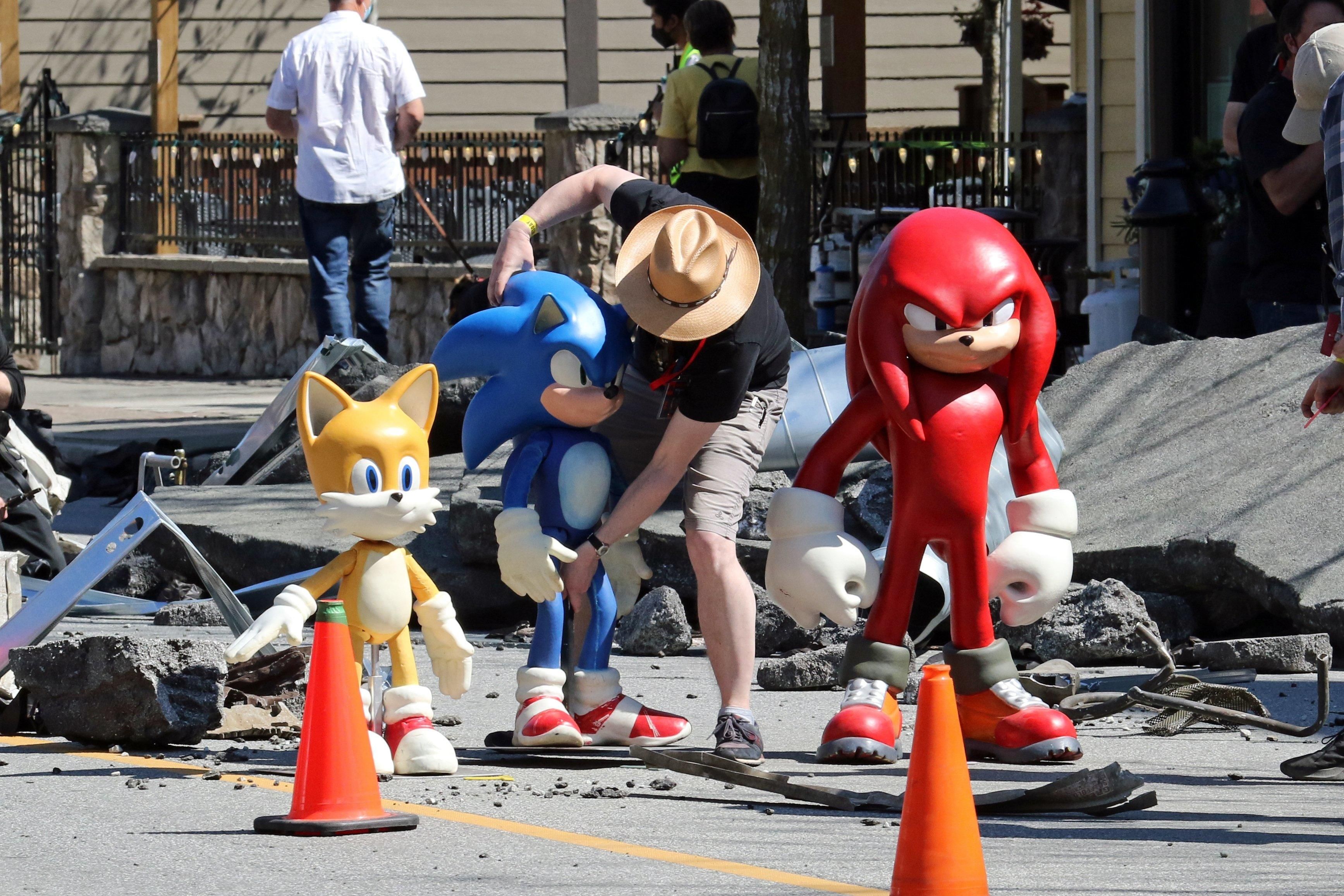 New Set Photos Knuckles Confirmed For Sonic The Hedgehog 2 Movie
