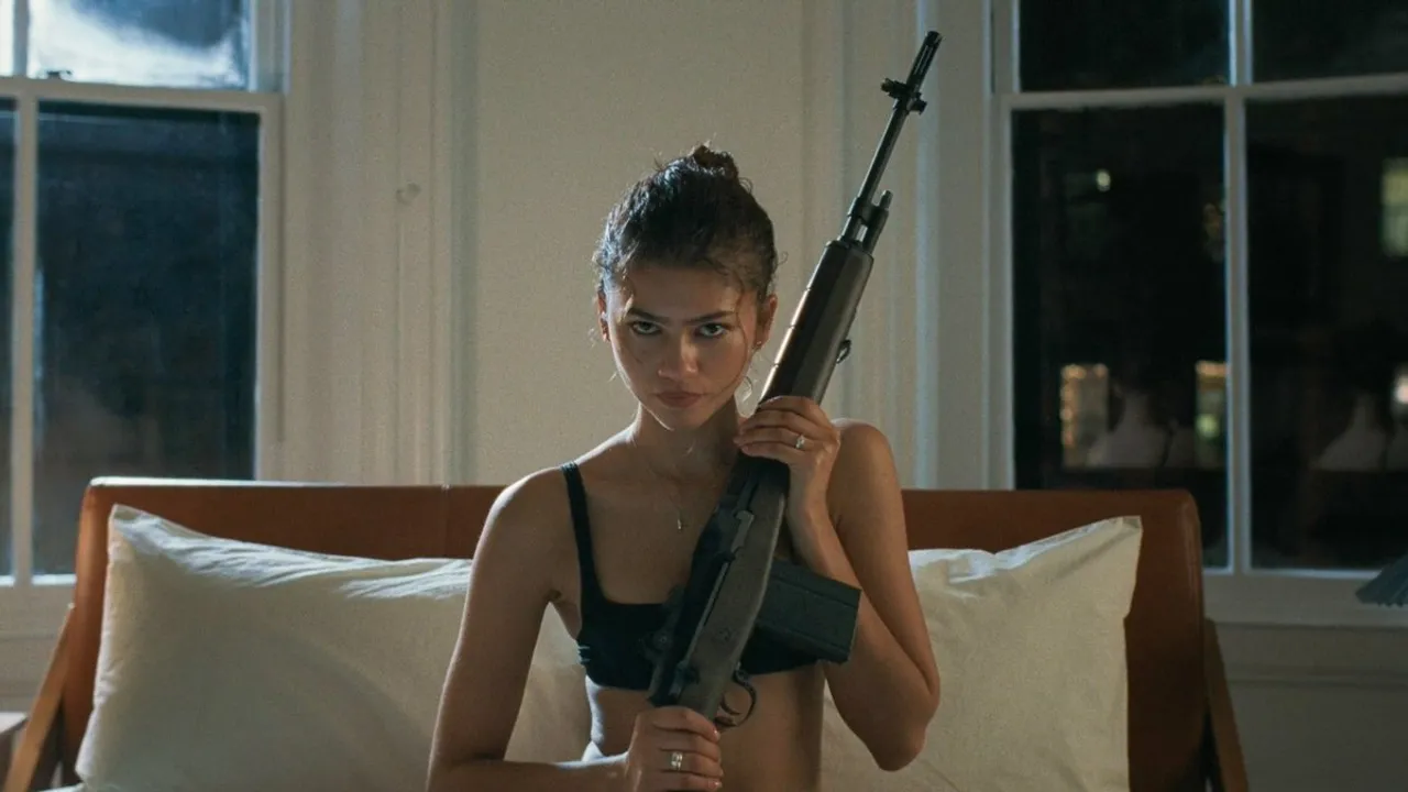 Guns, Gazes and Getting It Up: The Erotics of Violence in The Drama