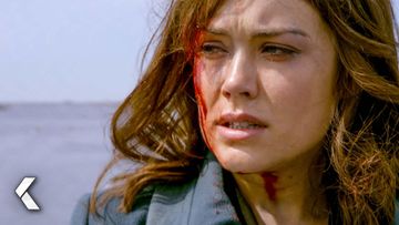 Image of Elizabeth Attempts To Save The General's Daughter Scene - The Blacklist (Season 1, Episode 1)