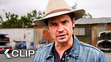 Image of Raylan Unveils the Mystery Behind the Bag - JUSTIFIED Clip | Walton Goggins