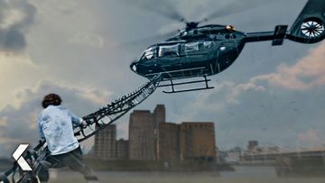 Image of Kraven vs. Helicóptero Persecución ÉPICA - KRAVEN THE HUNTER Clip (2024) | Russell Crowe