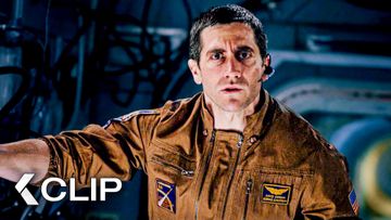Image of Trapped on a Space Station With a KILLER Alien - LIFE Clip | Jake Gyllenhaal