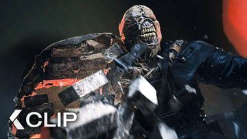 Image of Alice FIGHTS The Monster Alone - RESIDENT EVIL: Apocalypse