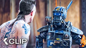 Image of El Dulce Robot Chappie es entrenado para convertirse en un Gánster - CHAPPIE Clip