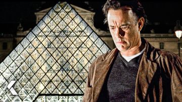 Image of Tom Hanks Solves the Final Puzzle at the Louvre - The Da Vinci Code | Ian McKellen