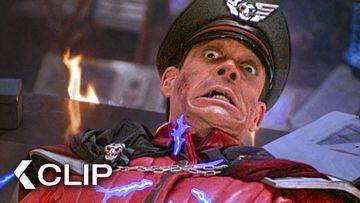 Image of Jean Claude Van Damme DEFEATS Evil Dictator Bison - STREET FIGHTER Clip