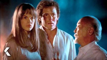 Image of Julie lucha contra Ned - EL KARATE KID 4: la nueva aventura Clip | Hilary Swank