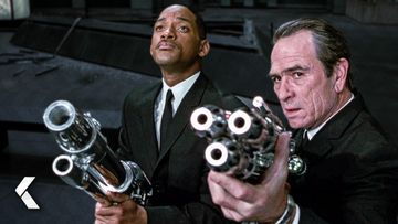 Image of “If You Don't Go We All Die” Scene - Men in Black II (2002) Will Smith, Tommy Lee Jones