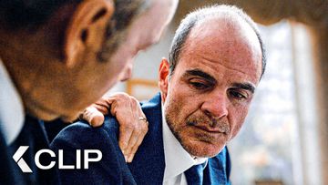 Image of Doug Breaks Down in the Oval Office - HOUSE OF CARDS Clip | Kevin Spacey, Michael Kelly