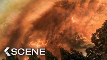 Bild zu The Sky Is On Fire! - GREENLAND (2020)