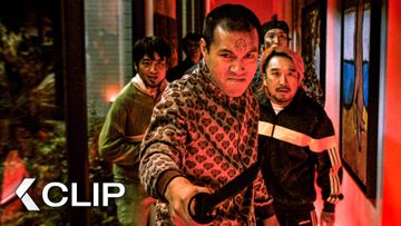 Image of Dave Bautista Destroys Yakuza Mob! - THE WRECKING CREW Clip