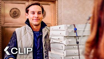 Image of Peter Parker Tried Everything to Deliver This Pizza - SPIDER-MAN 2 Clip | Tobey Maguire