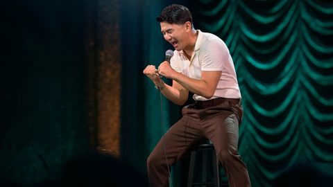 Image of Ronny Chieng: Love to Hate It