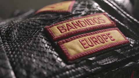 Adesivo Bandidos - Ein Leben Zwischen Freiheit Und Gesetz - Personalizzabile Su Richiesta - GWCU
