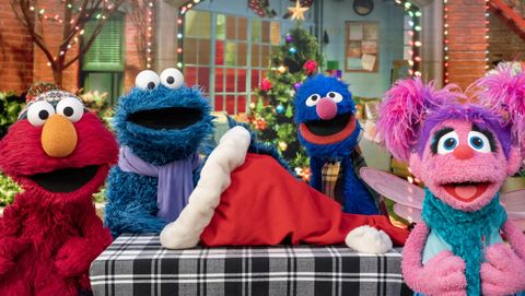 Bild zu Frohe Schenknacht mit Elmo und Mark Rober