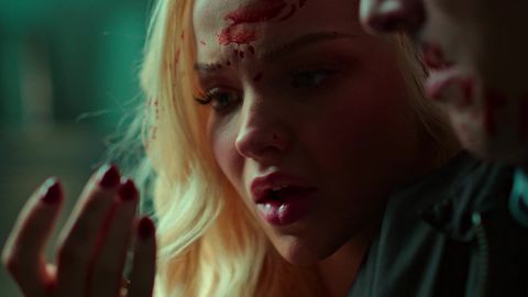 Bild zu Love Me Dead