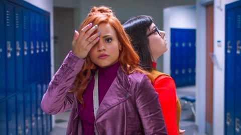 Daphne & Velma” Trailer Has the Girls Solving a Zombie Mystery at School