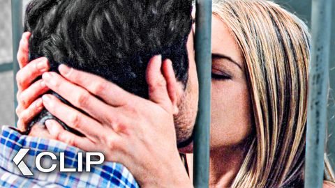 Image of Jennifer Aniston and Gerard Butler Share an Insane Hot Kiss in Prison - THE BOUNTY HUNTER Clip