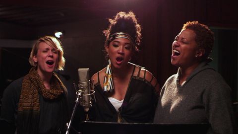 Bild zu 20 Feet From Stardom