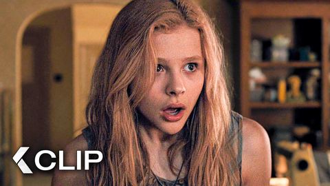 Image of When Your Mom Says Prom Is A Sin - CARRIE Clip | Chloë Grace Moretz