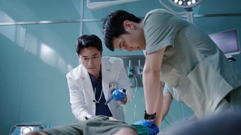 Bild zu Miracles of the ER
