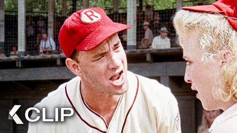 Bild zu Tom Hanks NO tiene misericordia en el Campo de Béisbol! - UN EQUIPO MUY ESPECIAL Clip