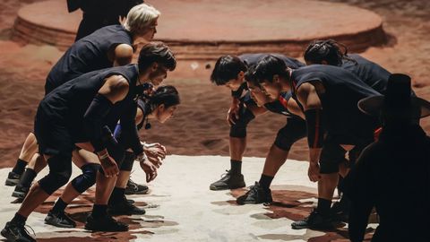 Bild zu Physical: Asia