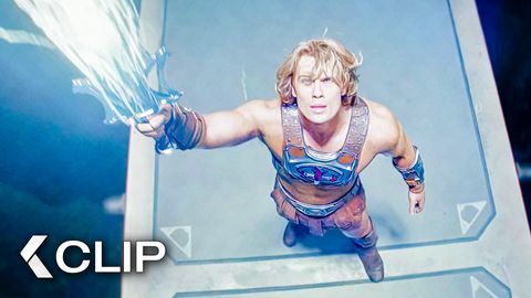 Image of Prince Adam Becomes He-Man Scene - MASTERS OF THE UNIVERSE