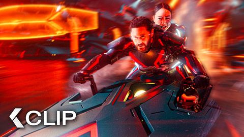 Image of Ares Gets Chased By Evil AI Drones Scene - TRON 3: ARES