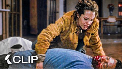 Image of The Killer Comes for Denzel Washington - THE BONE COLLECTOR Clip | Angelina Jolie
